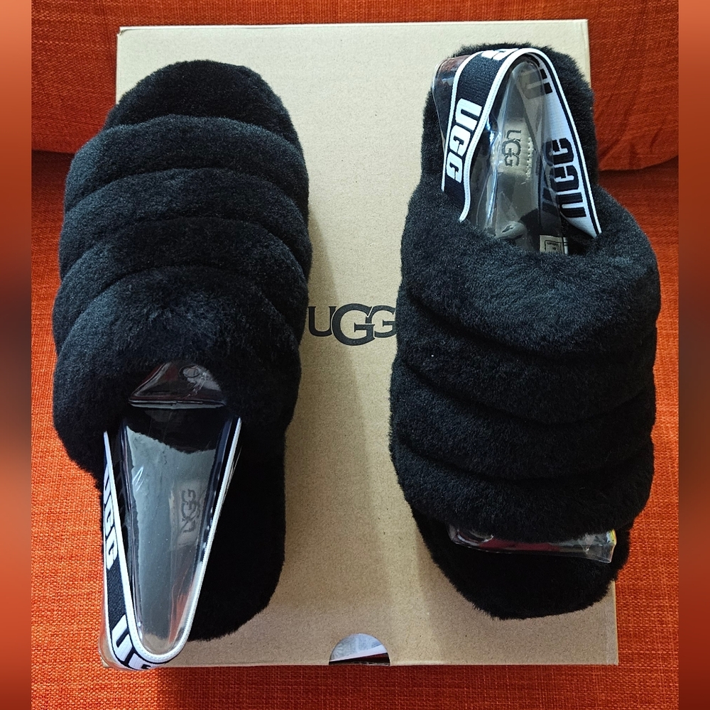 NWT UGG Fluff Yeah Slide Blk Sz 9